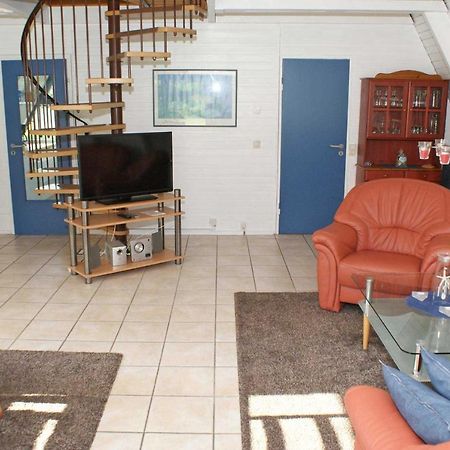 Zeltdachhaus Mit Wlan Und Zaun Villa Damp Exterior photo